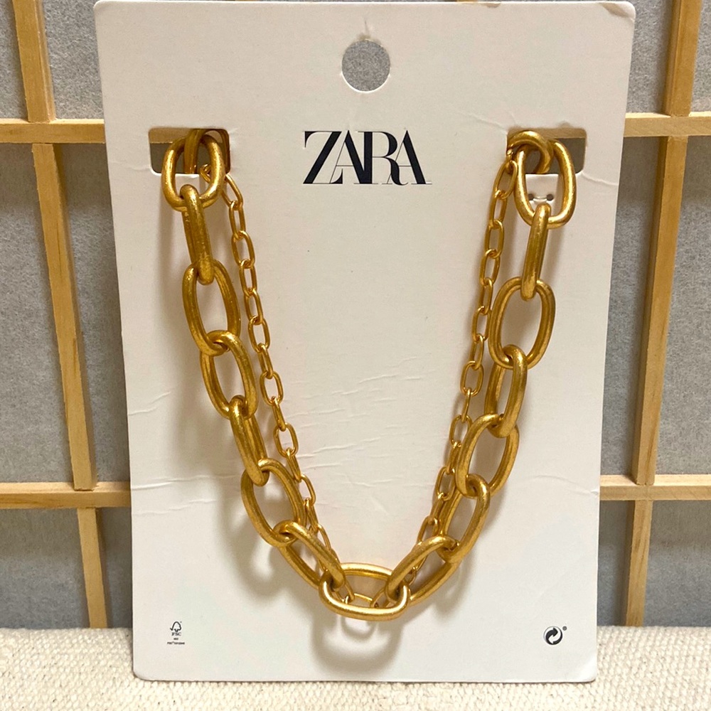 🔥♥️ Zara Women's Metallic Gold Chain Necklace